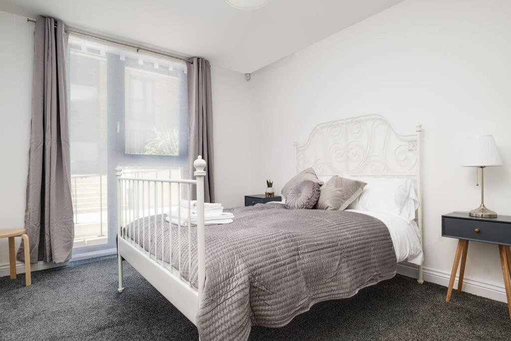Luxury 2Bed Spacious Apartment- City Centre- Free Parking Birmingham Exteriör bild